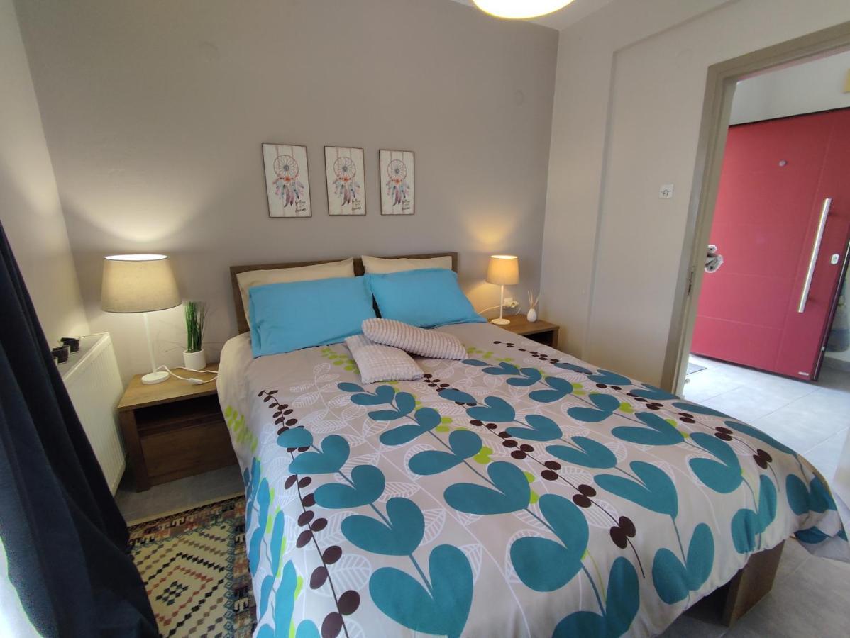 Georgia'S Apartment Palioura ภายนอก รูปภาพ