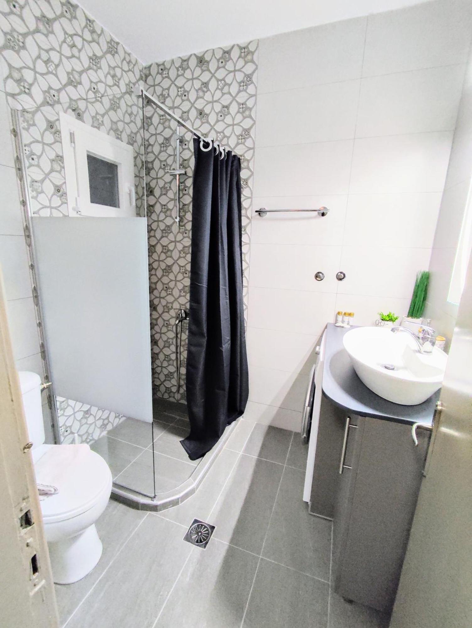 Georgia'S Apartment Palioura ภายนอก รูปภาพ